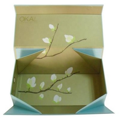 CMYK printing luxury magnetic rigid paper folding packing box with ribbon